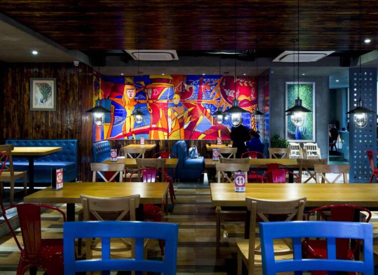 涉足餐飲行業(yè)10多年，他憑借單品走出困境，開(kāi)店4家