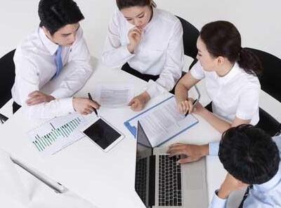 公司注冊的流程及所需資料有哪些？找代辦機構價錢會不會太貴？