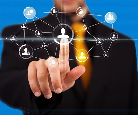 社保一般都是由單位幫我們代扣代繳 有些企業甚至是進行社保外包